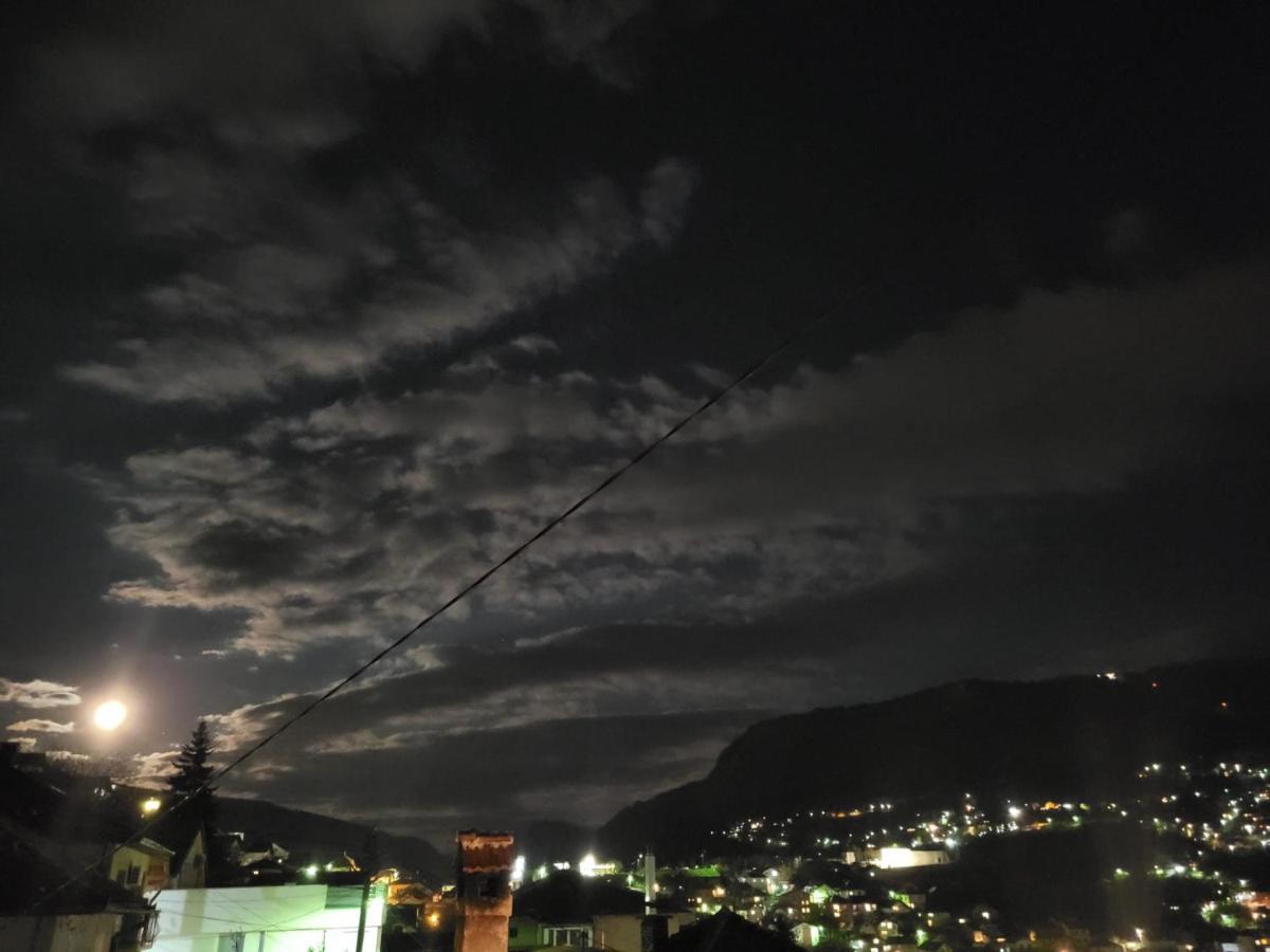 " Relax & Enjoy " Apartment Sarajevo Bagian luar foto
