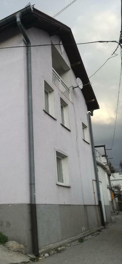 " Relax & Enjoy " Apartment Sarajevo Bagian luar foto