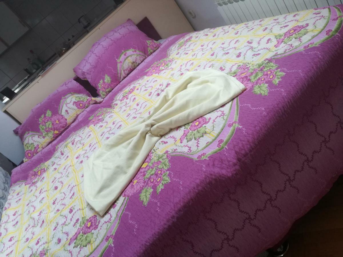 " Relax & Enjoy " Apartment Sarajevo Bagian luar foto
